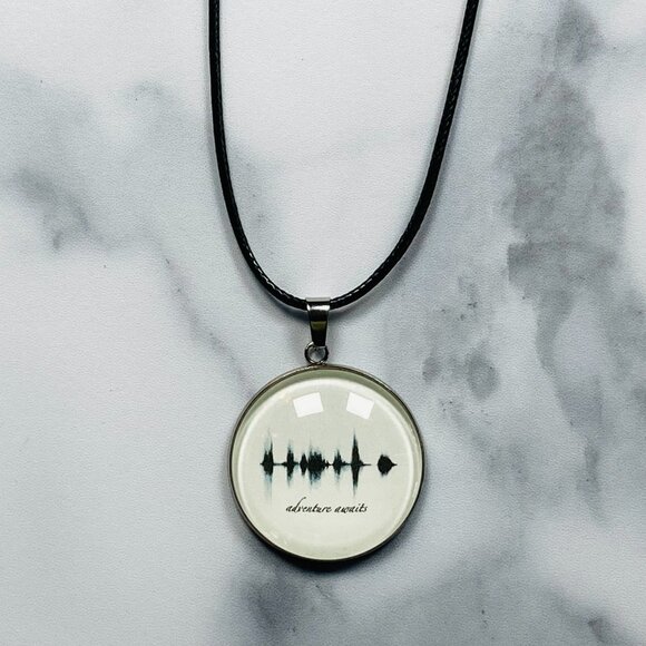 Adventure Awaits Soundwave Cabochon Necklace - Picture 1 of 3